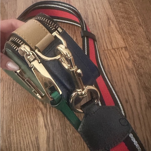 Marc Jacobs Green Crossbody Bag with Gold Accents - Picture 6 of 8